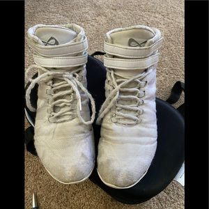 Used Nfinity Titan cheer shoes. Size 10